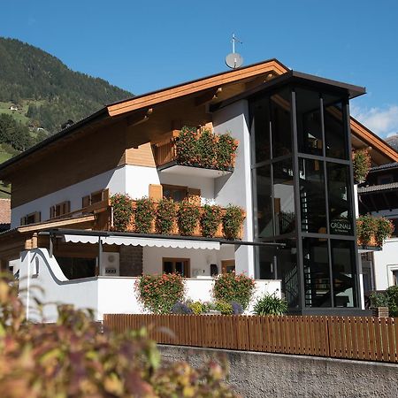 Garni Gruenau Hotel San Martino In Passiria  Exterior photo