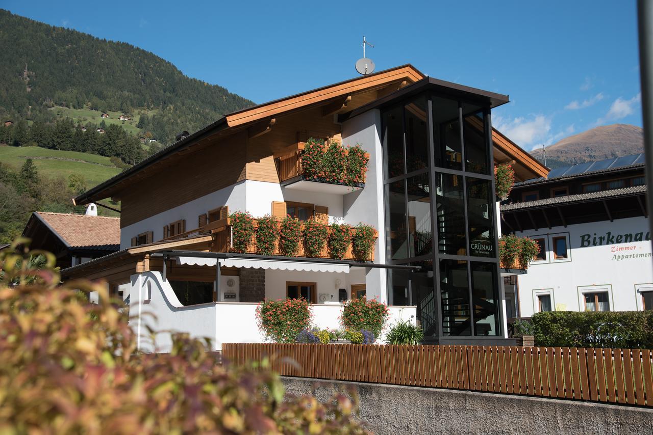 Garni Gruenau Hotel San Martino In Passiria  Exterior photo